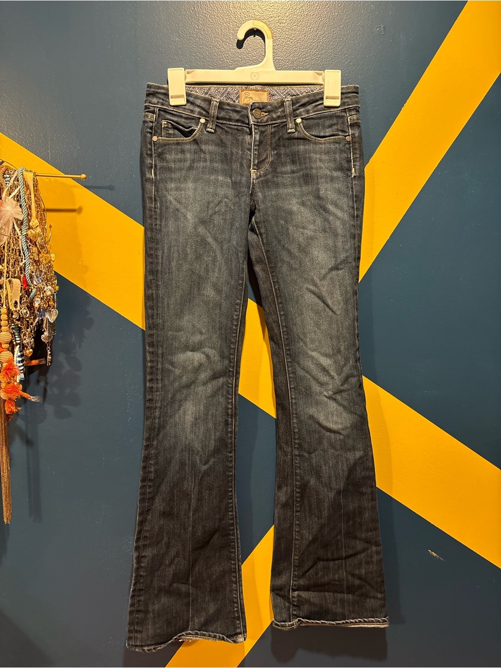 Paige Dark Wash "Laurel Canyon" Low Rise Flare Jeans EUC